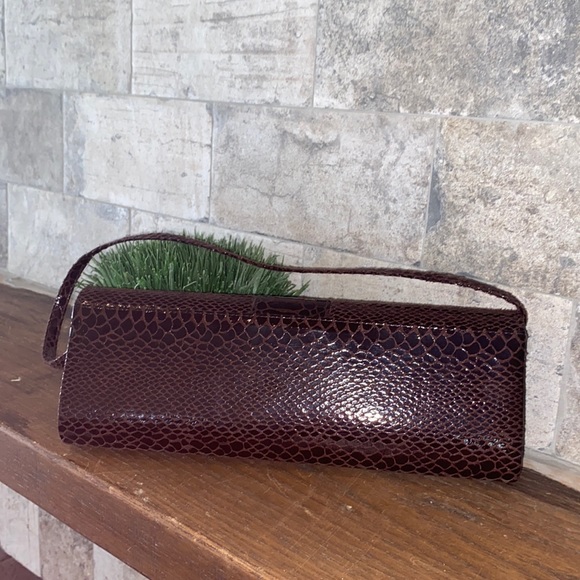 La Regale Faux Snake Skin Bag - Picture 5 of 17